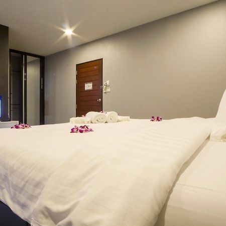 C Cha-Am Hotel Екстериор снимка