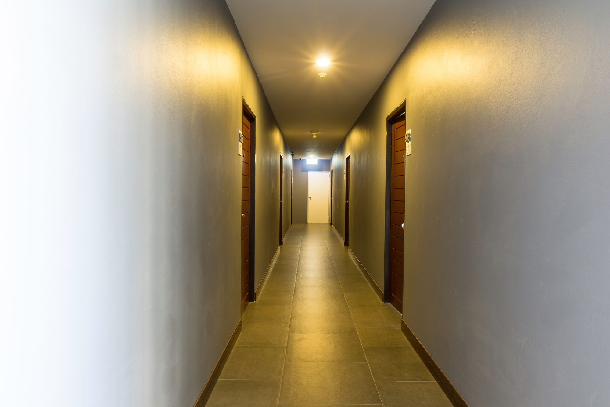 C Cha-Am Hotel Екстериор снимка