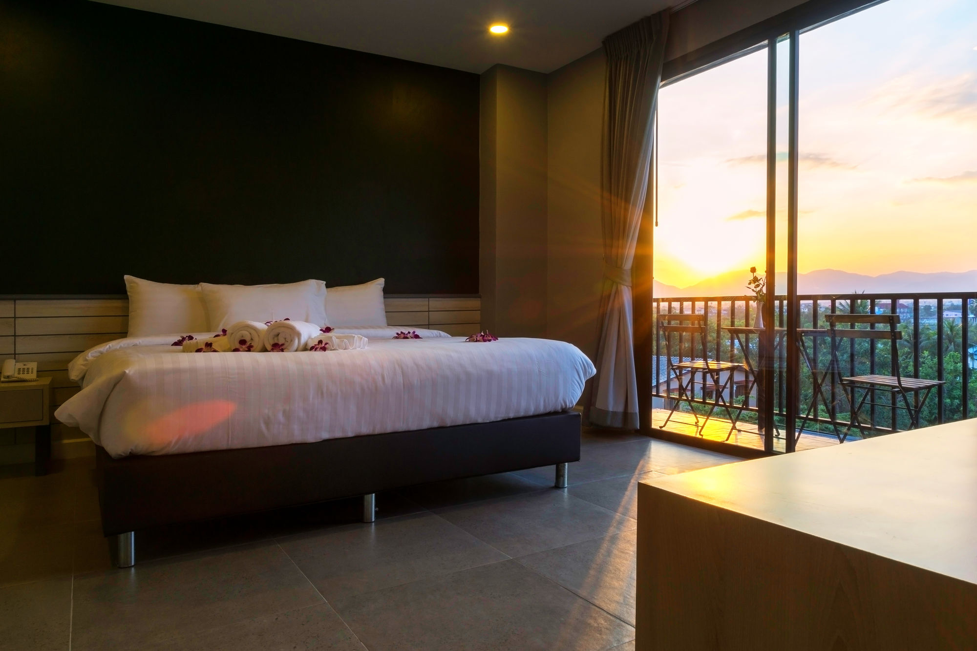 C Cha-Am Hotel Екстериор снимка