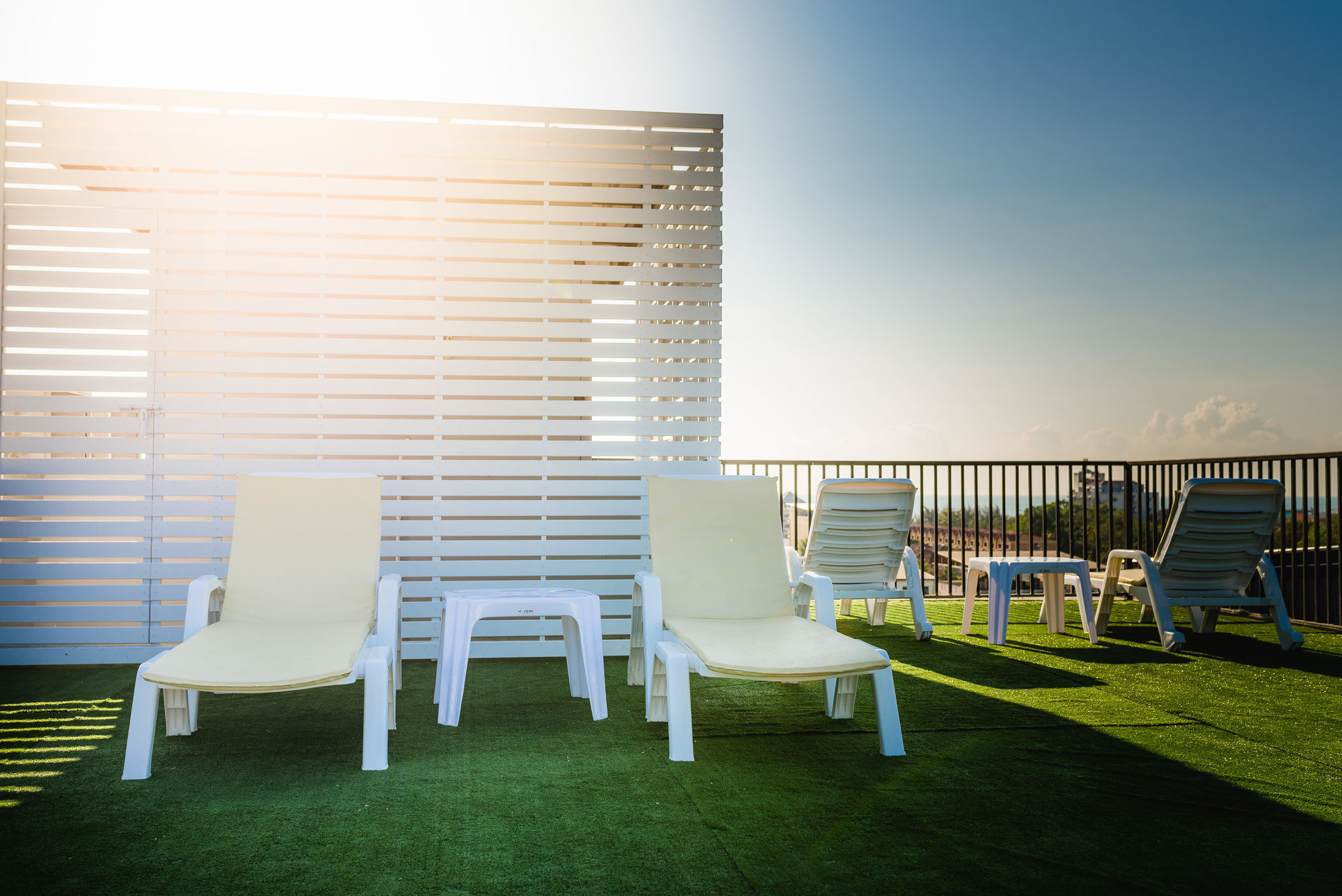 C Cha-Am Hotel Екстериор снимка
